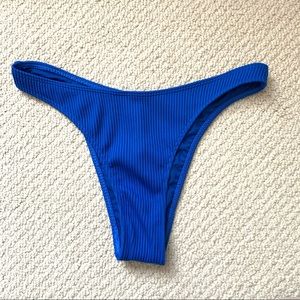 Hollister high rise cheeky bottom